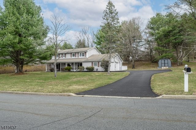 1 Running Hills Dr, Fredon Twp., NJ 07860