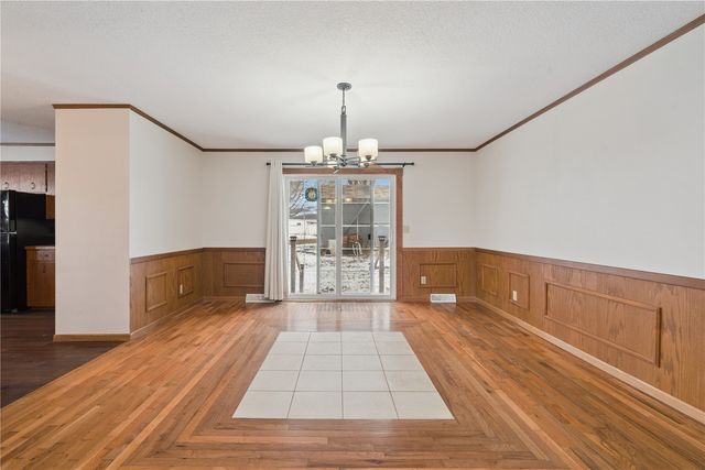 107 Washington Street, Center Point, IA 52213