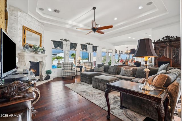 619 N SUN Road, Apache Junction, AZ 85119