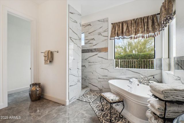 619 N SUN Road, Apache Junction, AZ 85119