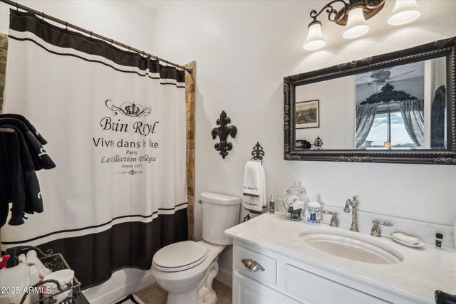 619 N SUN Road, Apache Junction, AZ 85119