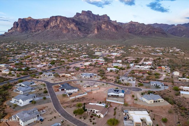 619 N SUN Road, Apache Junction, AZ 85119