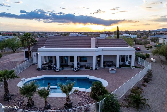 619 N SUN Road, Apache Junction, AZ 85119