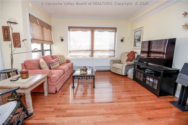 1578 Kanawha Boulevard E 8B, Charleston, WV 25311