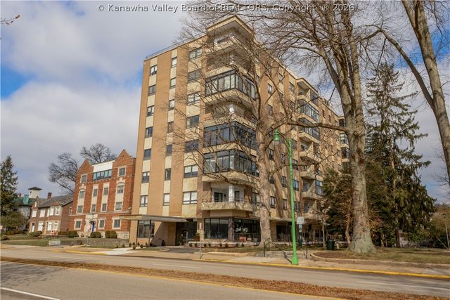 1578 Kanawha Boulevard E 8B, Charleston, WV 25311