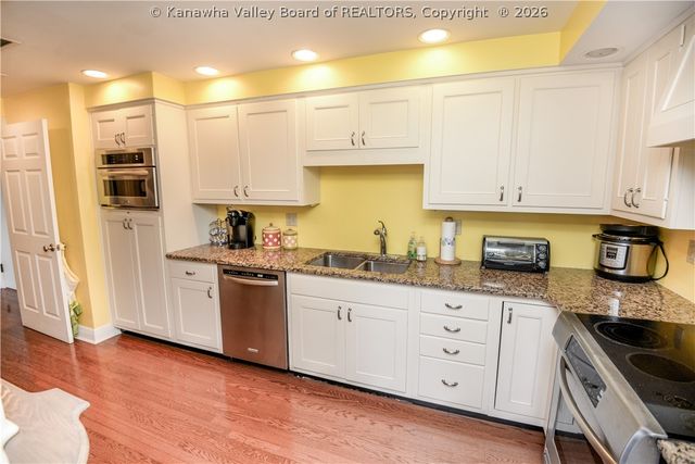 1578 Kanawha Boulevard E 8B, Charleston, WV 25311