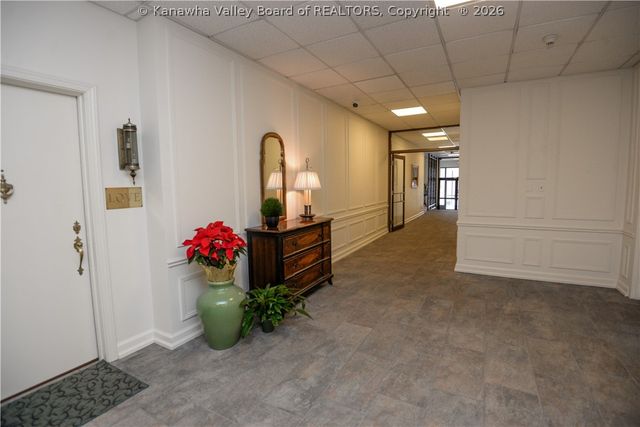 1578 Kanawha Boulevard E 8B, Charleston, WV 25311