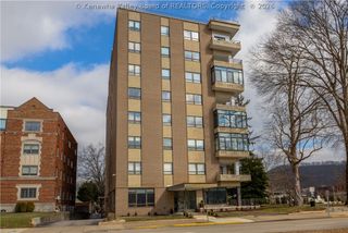 1578 Kanawha Boulevard E 8B, Charleston, WV 25311
