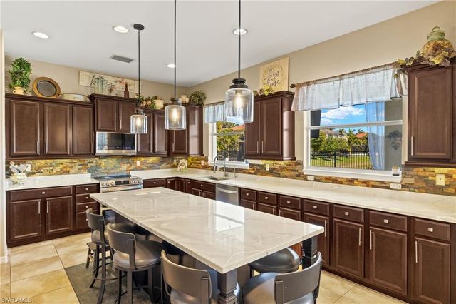 17007 Wrigley CIR, Fort Myers, FL 33908