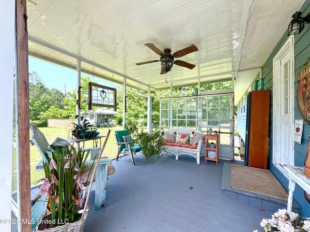 625 Saint Joseph Street, Waveland, MS 39576