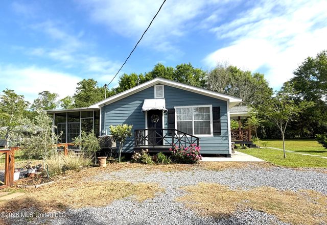 625 Saint Joseph Street, Waveland, MS 39576