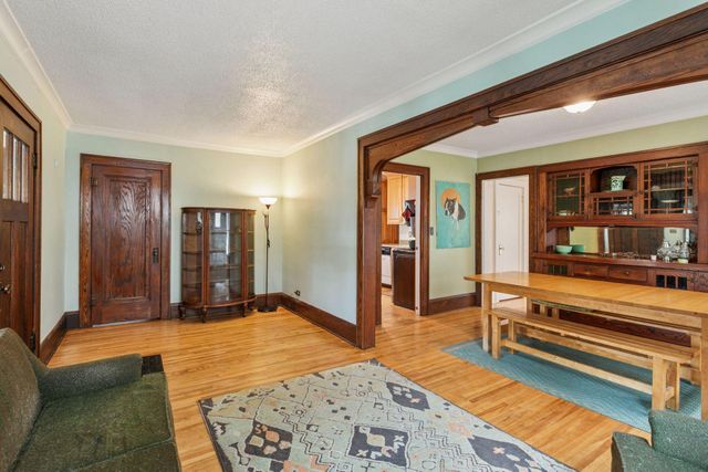 1434 Minnehaha Avenue W, Saint Paul, MN 55104