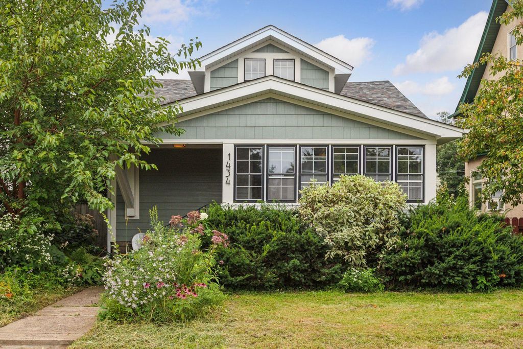 1434 Minnehaha Avenue W, Saint Paul, MN 55104