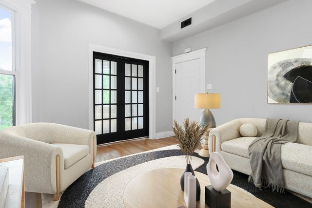 6923 S Vernon Avenue 1, Chicago, IL 60637