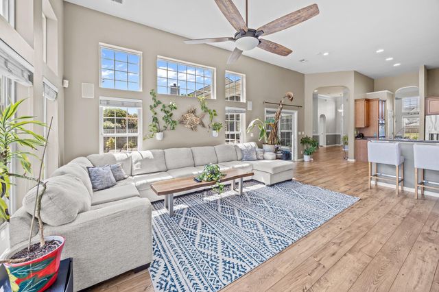 7338 Kestrel Trail, Hanahan, SC 29410