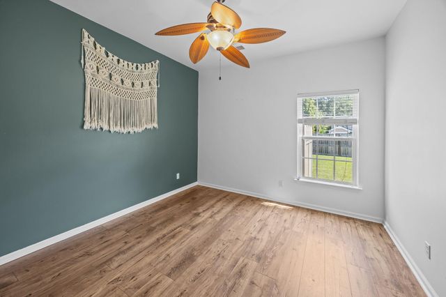 7338 Kestrel Trail, Hanahan, SC 29410