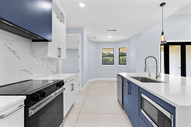 13530 55TH Road N, The Acreage, FL 33411