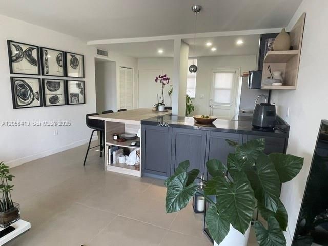 2855 Leonard Drive H511, Aventura, FL 33160