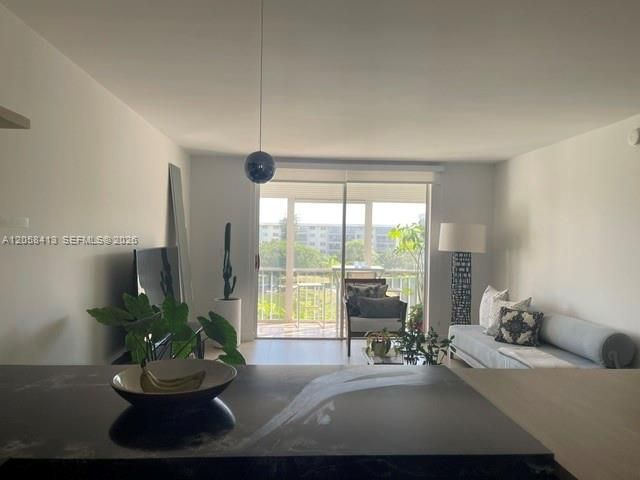 2855 Leonard Drive H511, Aventura, FL 33160