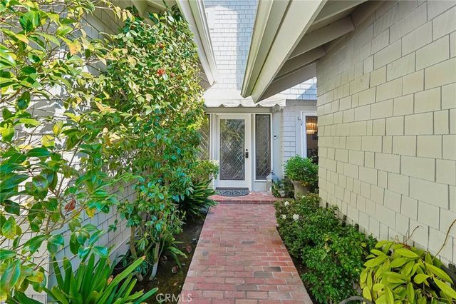 27 Mela Lane, Rancho Palos Verdes, CA 90275