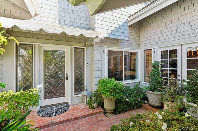 27 Mela Lane, Rancho Palos Verdes, CA 90275