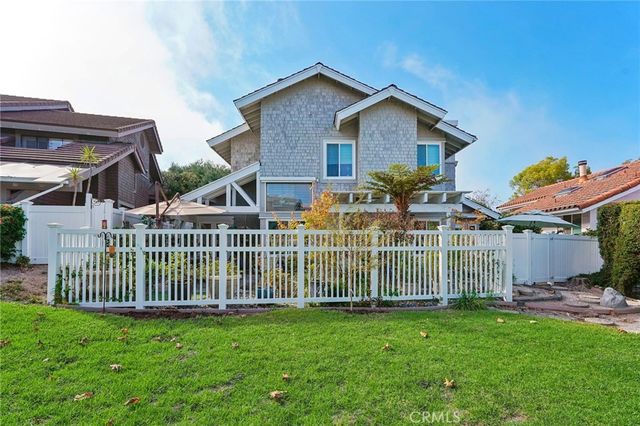 27 Mela Lane, Rancho Palos Verdes, CA 90275