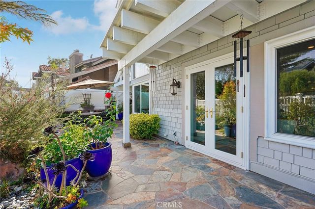 27 Mela Lane, Rancho Palos Verdes, CA 90275