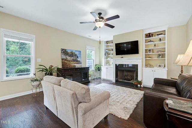 33 Azul Drive, Clayton, NC 27520