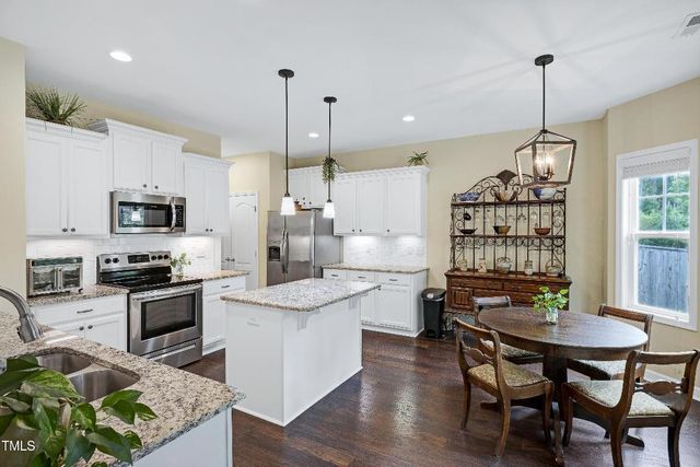 33 Azul Drive, Clayton, NC 27520