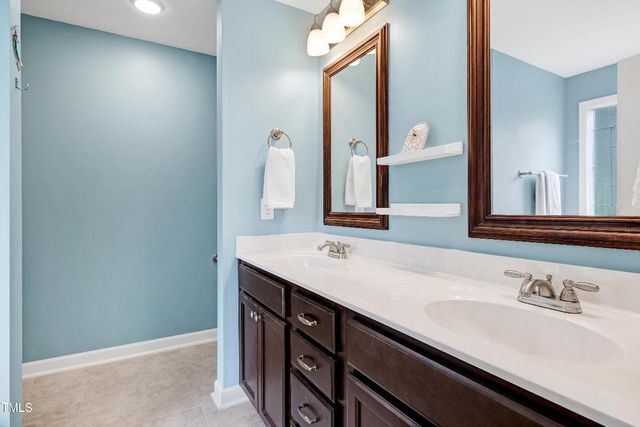 33 Azul Drive, Clayton, NC 27520