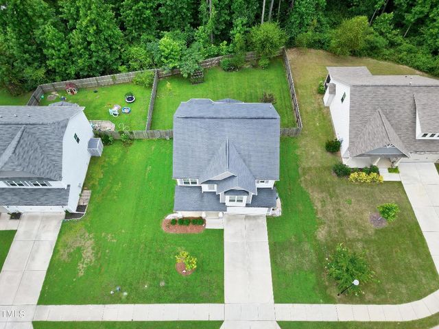 33 Azul Drive, Clayton, NC 27520