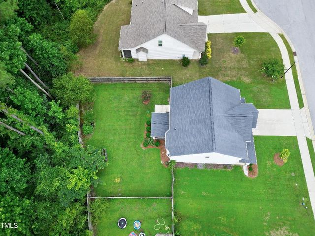 33 Azul Drive, Clayton, NC 27520