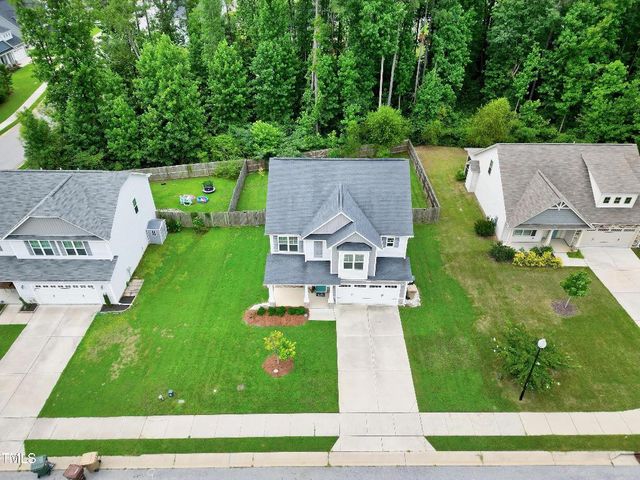 33 Azul Drive, Clayton, NC 27520