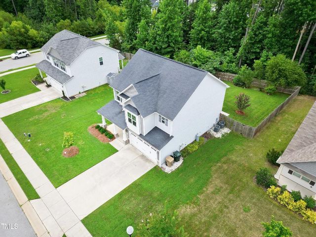 33 Azul Drive, Clayton, NC 27520