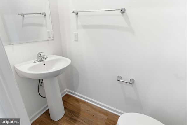 121 COURTHOUSE DR, Martinsburg, WV 25404