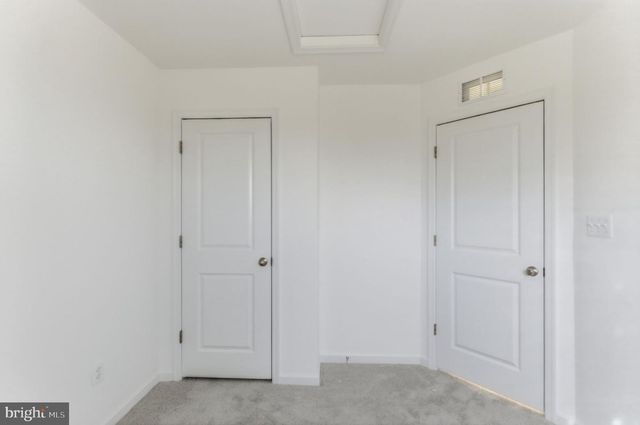 121 COURTHOUSE DR, Martinsburg, WV 25404