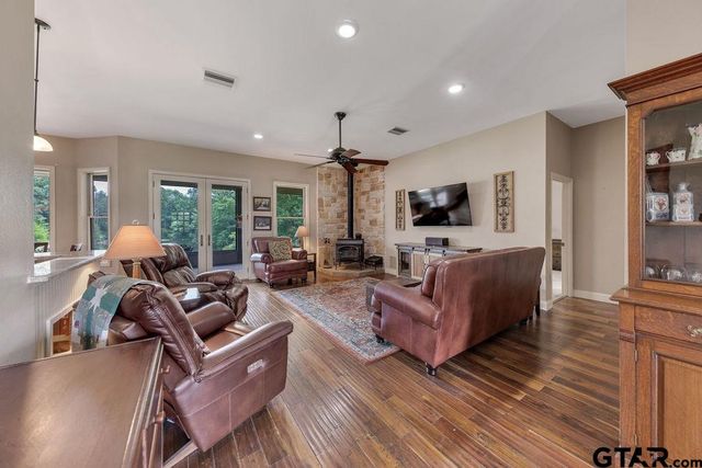 8150 S Texas Highway 37, Winnsboro, TX 75494