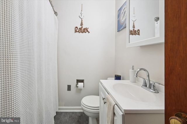 5916 N MAIN ST, Rock Hall, MD 21661