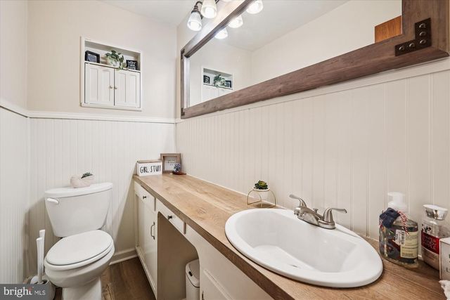 5916 N MAIN ST, Rock Hall, MD 21661