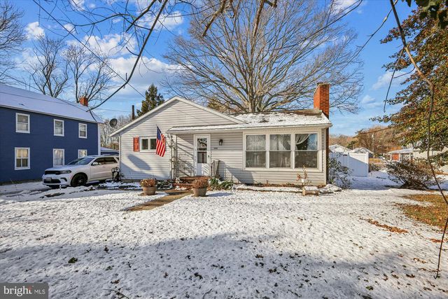 5916 N MAIN ST, Rock Hall, MD 21661