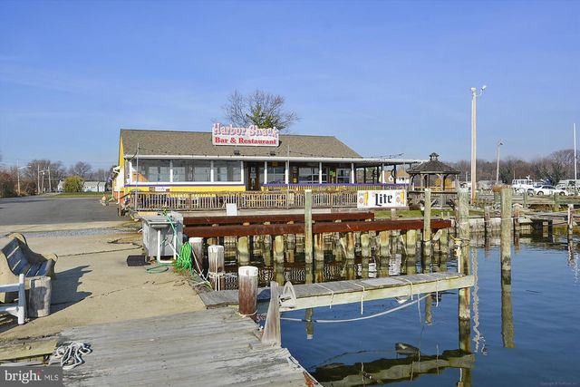 5916 N MAIN ST, Rock Hall, MD 21661