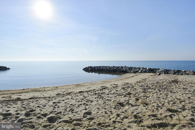 5916 N MAIN ST, Rock Hall, MD 21661