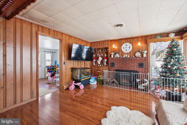 5916 N MAIN ST, Rock Hall, MD 21661