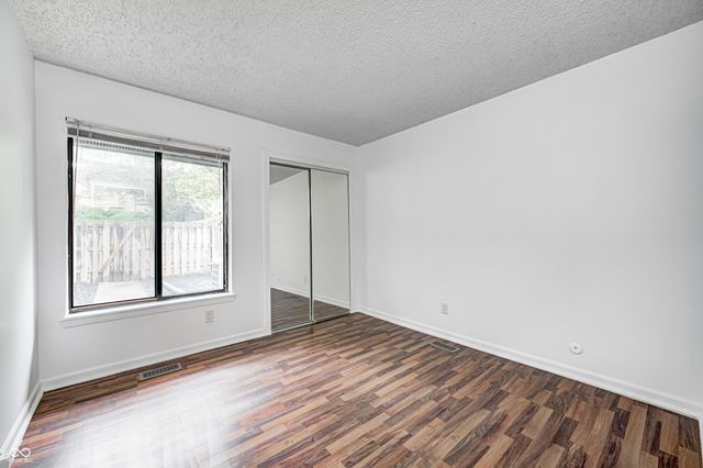 5097 Vantage Point Road B 2, Avon, IN 46123