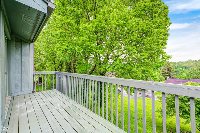 5097 Vantage Point Road B 2, Avon, IN 46123