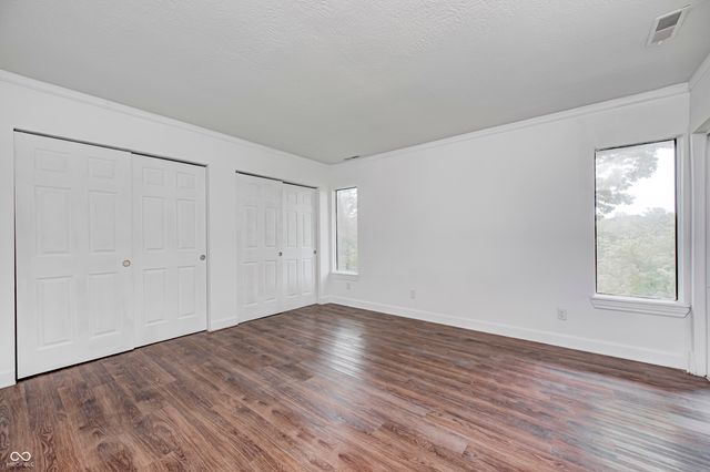 5097 Vantage Point Road B 2, Avon, IN 46123