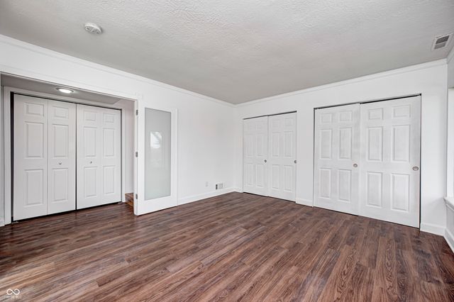 5097 Vantage Point Road B 2, Avon, IN 46123