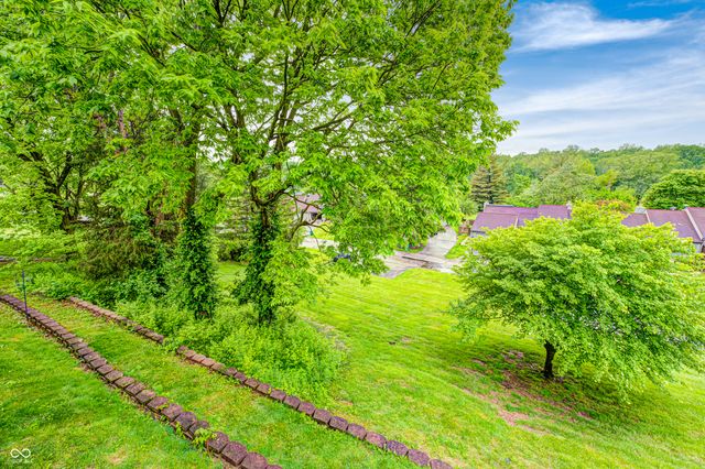 5097 Vantage Point Road B 2, Avon, IN 46123