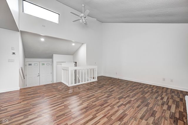 5097 Vantage Point Road B 2, Avon, IN 46123