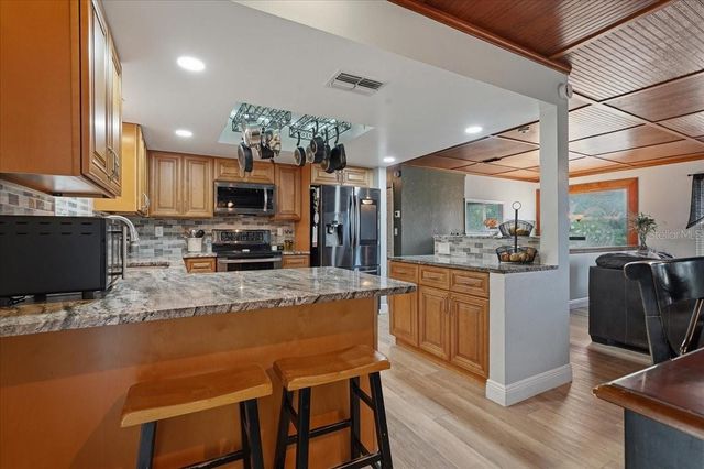 1314 OLEANDER DRIVE, Tarpon Springs, FL 34689